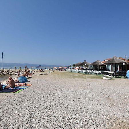 Apartment Vicko Omiš Esterno foto